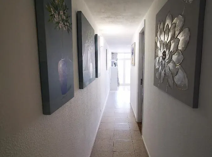 Tamaran 플라야 델 잉글스